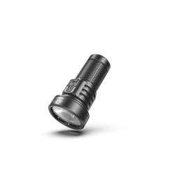 1320 LUMENS LED FLASHLIGHT WITH LIGHT BEAM UP TO 652M